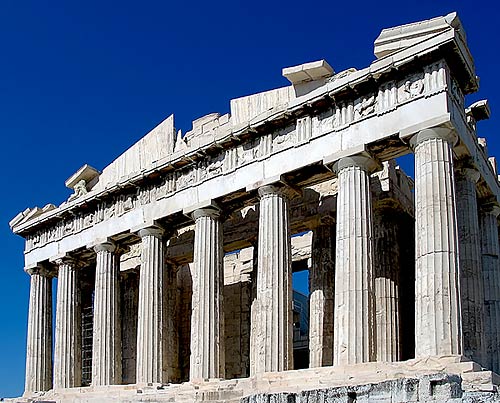 Pantheon ze strany
